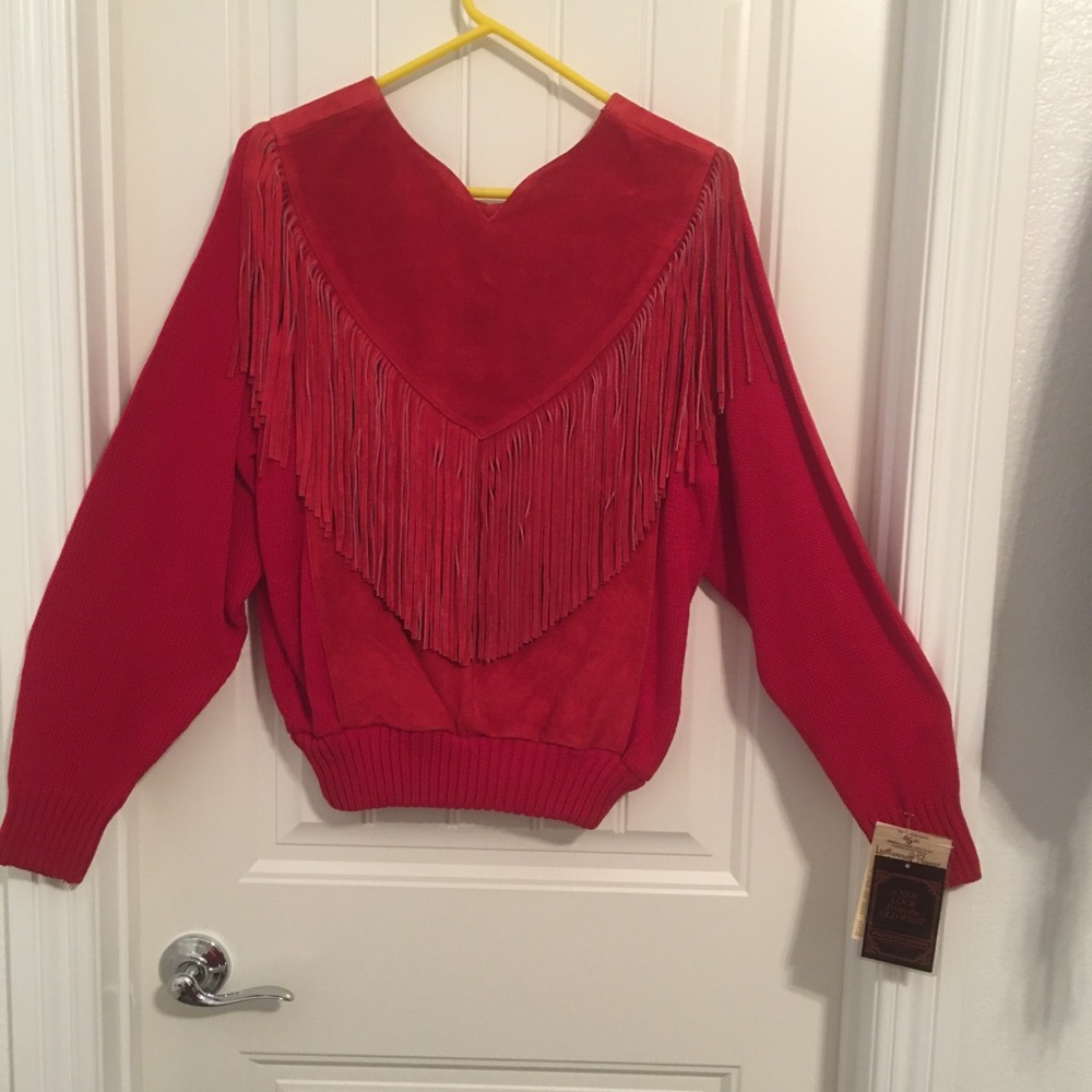 BEAUTIFUL VINTAGE SWEATER WITH LEATHER & FRINGE NWT - Picture 2 of 6